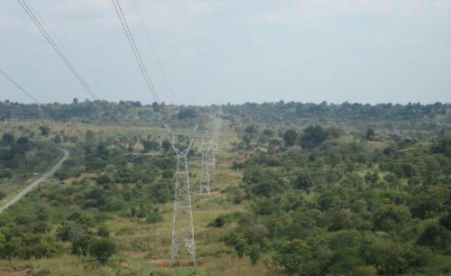 廣袤的安哥拉,銀線拉近了彼此的距離,也加快了區域現代化進程的步伐-電力工程 10.1.jpg